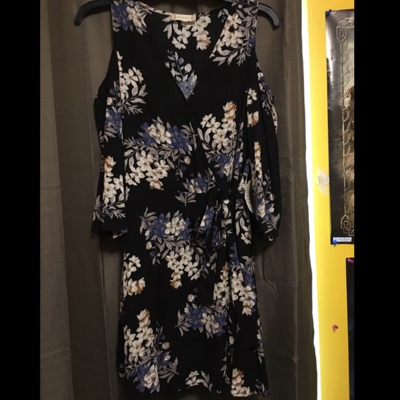Altar'd State Dresses & Skirts - NWT Black floral cold shoulder faux wrap dress